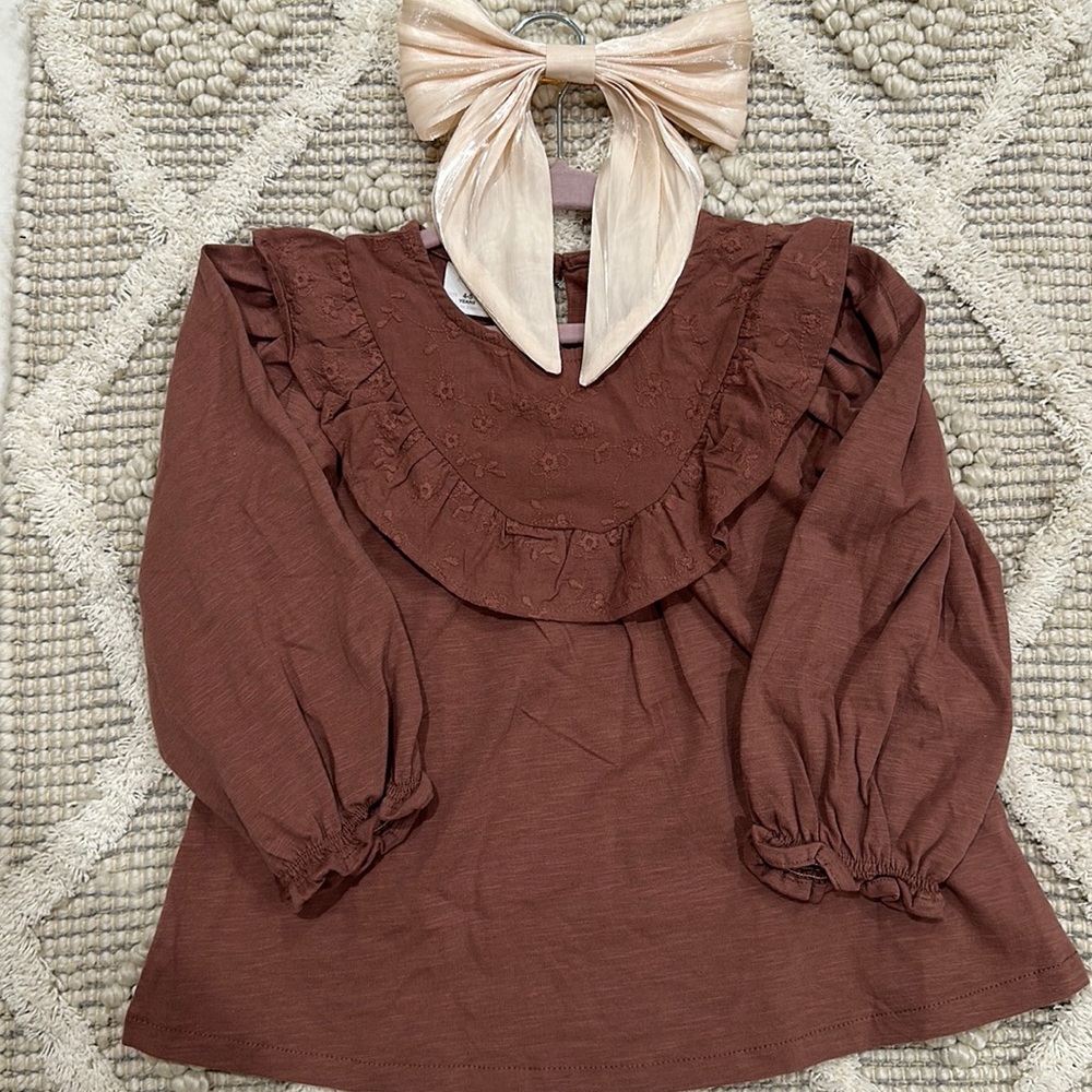 Long sleeve top embroidered